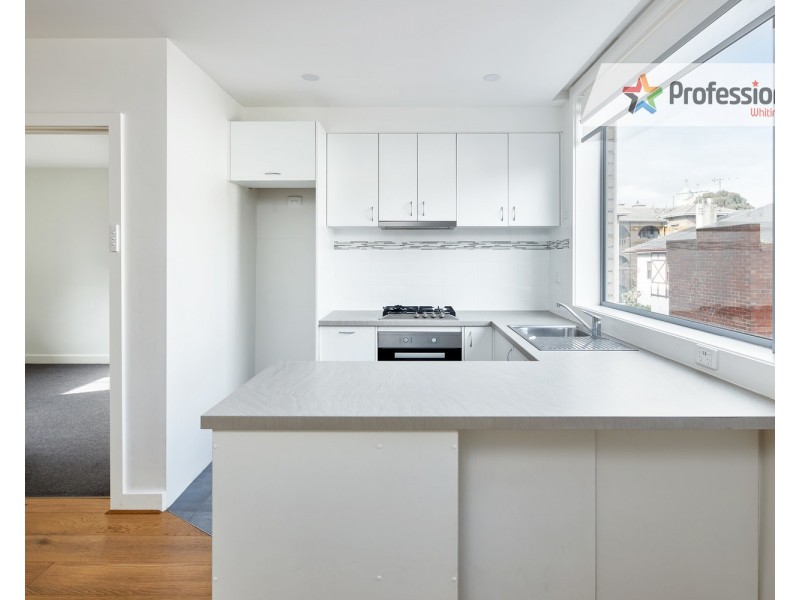 4/4 Burnett Street, St Kilda VIC 3182