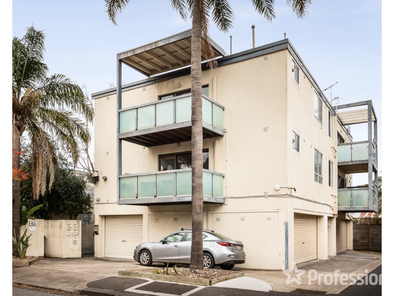 4/45 Clyde Street, St Kilda VIC 3182
