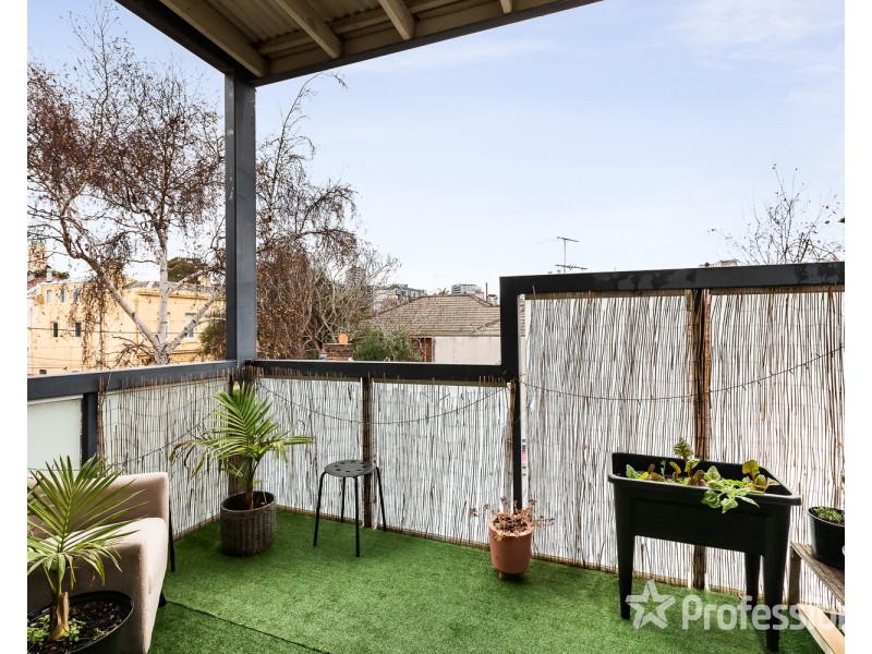 4/45 Clyde Street, St Kilda VIC 3182