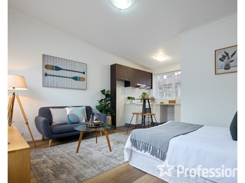 21/4  Wando Grove, St Kilda East VIC 3183