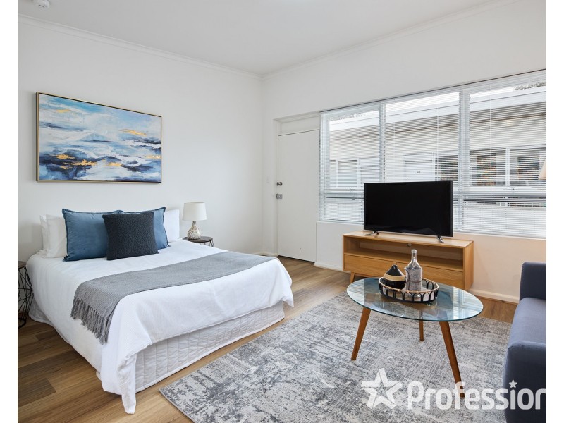 21/4  Wando Grove, St Kilda East VIC 3183