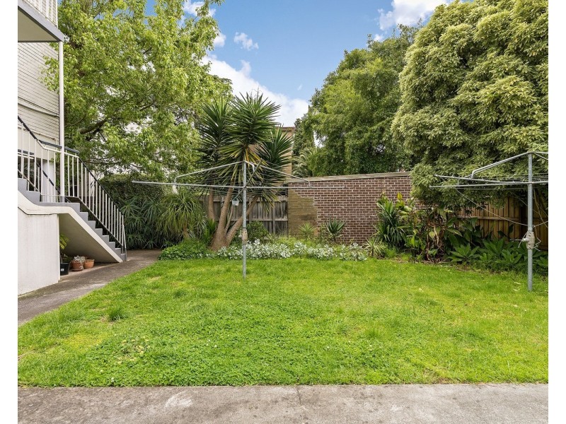 21/4  Wando Grove, St Kilda East VIC 3183