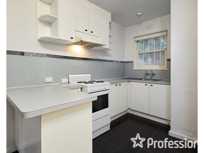 4/4 Park Street, St Kilda West VIC 3182