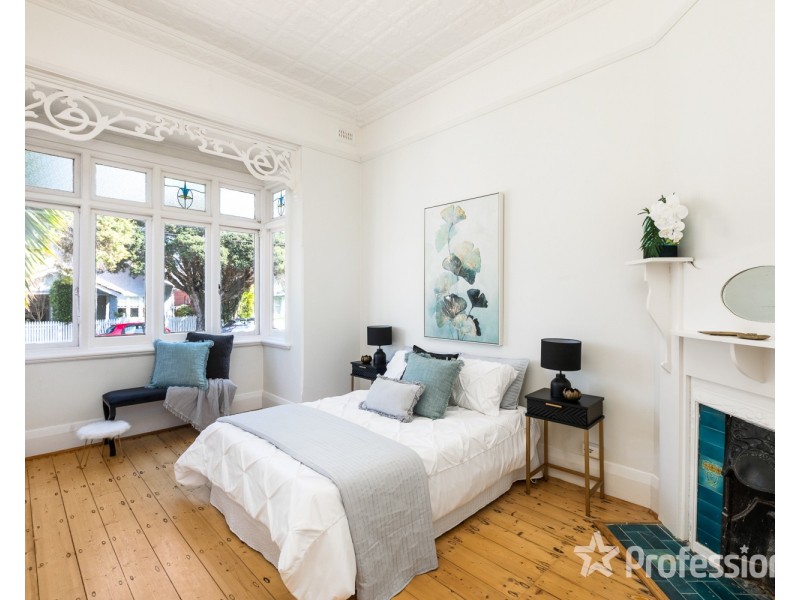 33 Hawsleigh Avenue, Balaclava VIC 3183