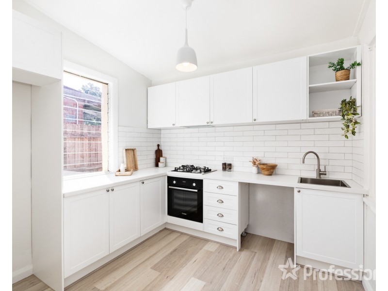 33 Hawsleigh Avenue, Balaclava VIC 3183