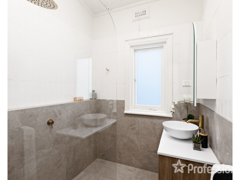 33 Hawsleigh Avenue, Balaclava VIC 3183