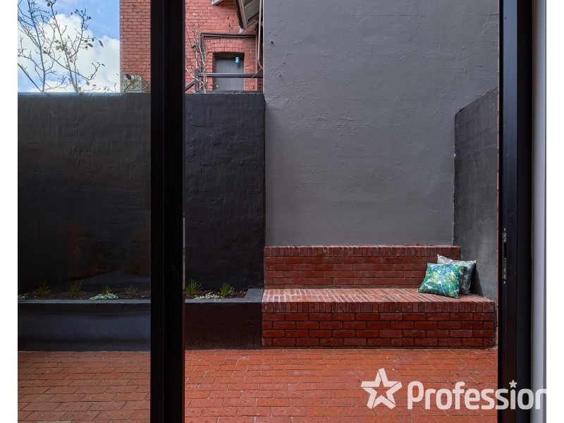 4 Little Grey Street, St Kilda VIC 3182