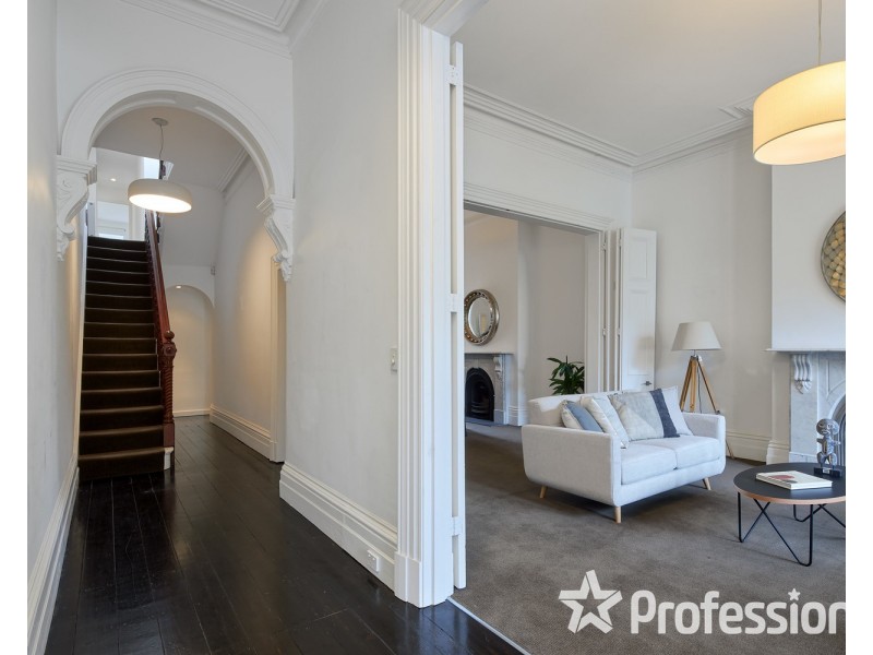24 Burnett Street, St Kilda VIC 3182