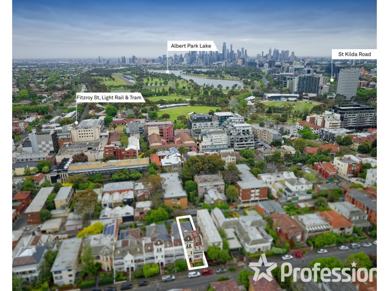 24 Burnett Street, St Kilda VIC 3182