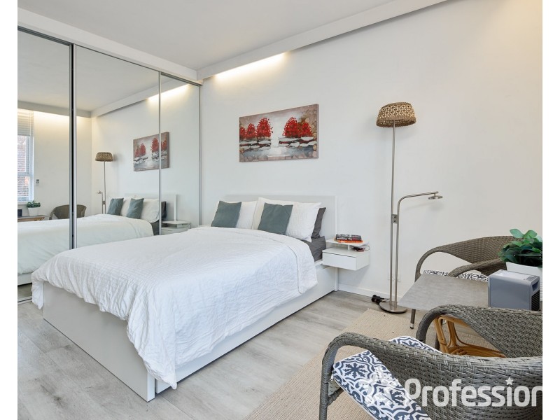 8/92  Grey Street, St Kilda VIC 3182