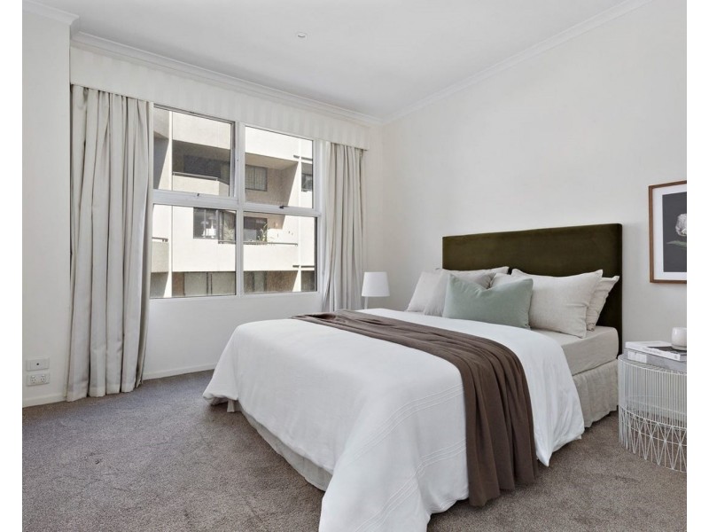 305/26 Queens Road, Melbourne VIC 3004