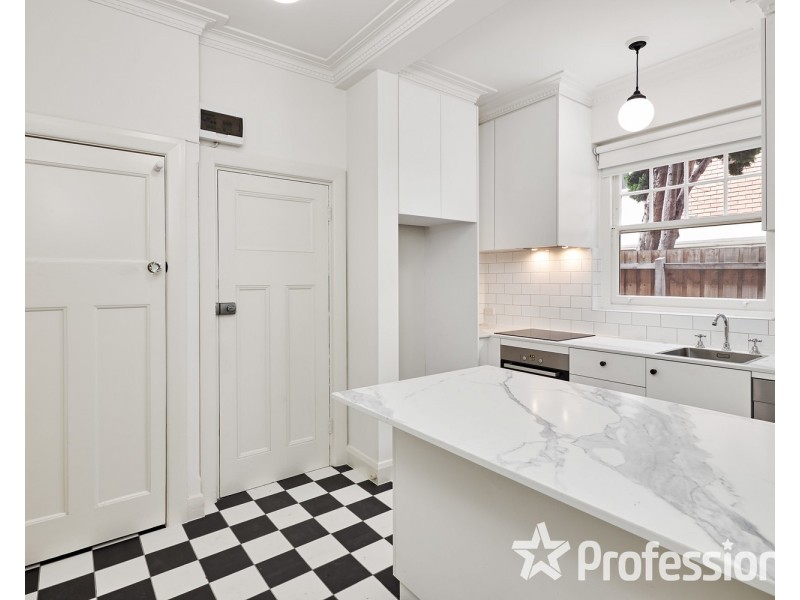 2/17 Mitford Street, St Kilda VIC 3182