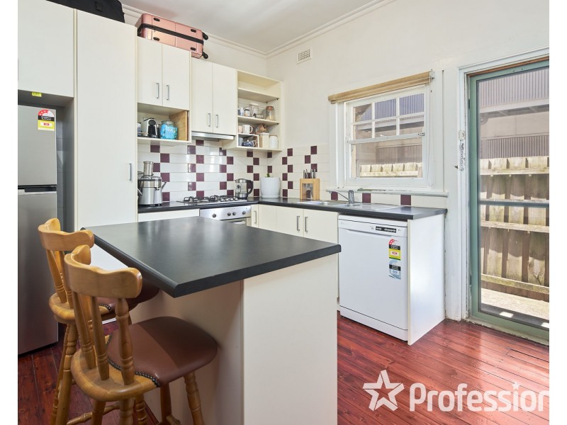 6/6 West Beach Road, St Kilda West VIC 3182