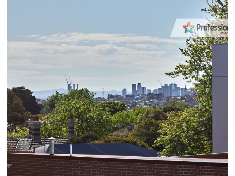 8/1 Maysbury Avenue, Elsternwick VIC 3185