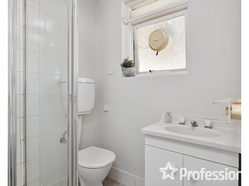 2/61 Eskdale Road, Caulfield North VIC 3161