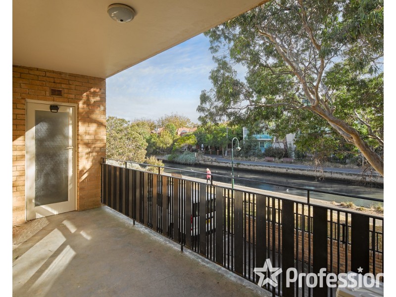 4/64 Broadway, Elwood VIC 3184