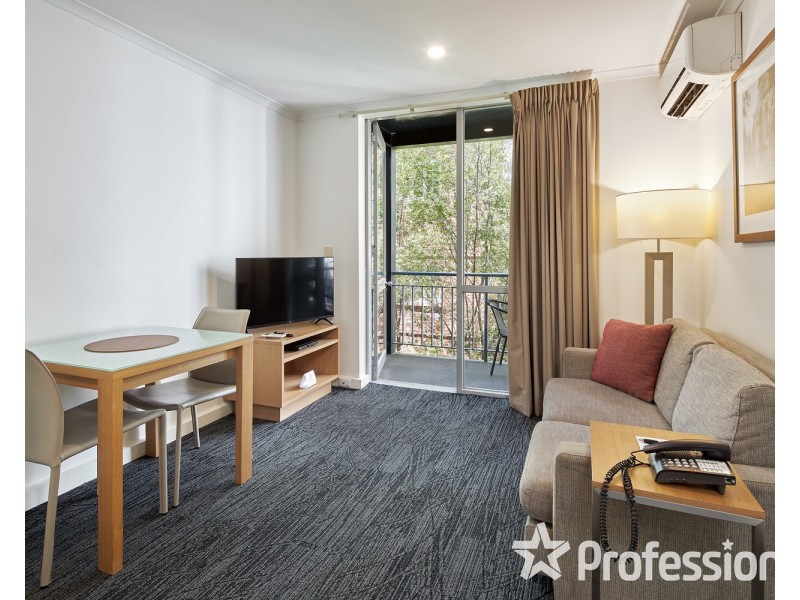 B8/1 Eildon Road, St Kilda VIC 3182