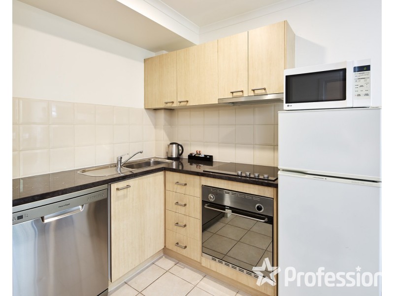 B8/1 Eildon Road, St Kilda VIC 3182