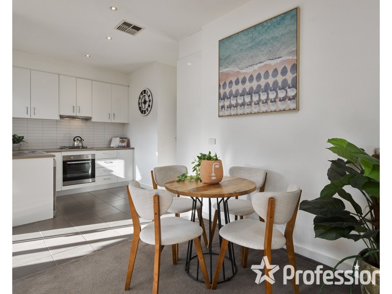 1/14 Indwe Street, West Footscray VIC 3012