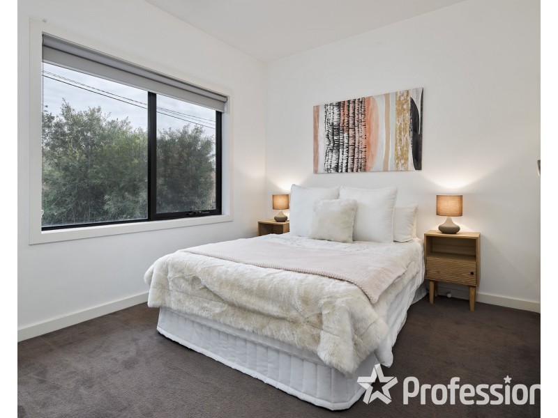 1/14 Indwe Street, West Footscray VIC 3012