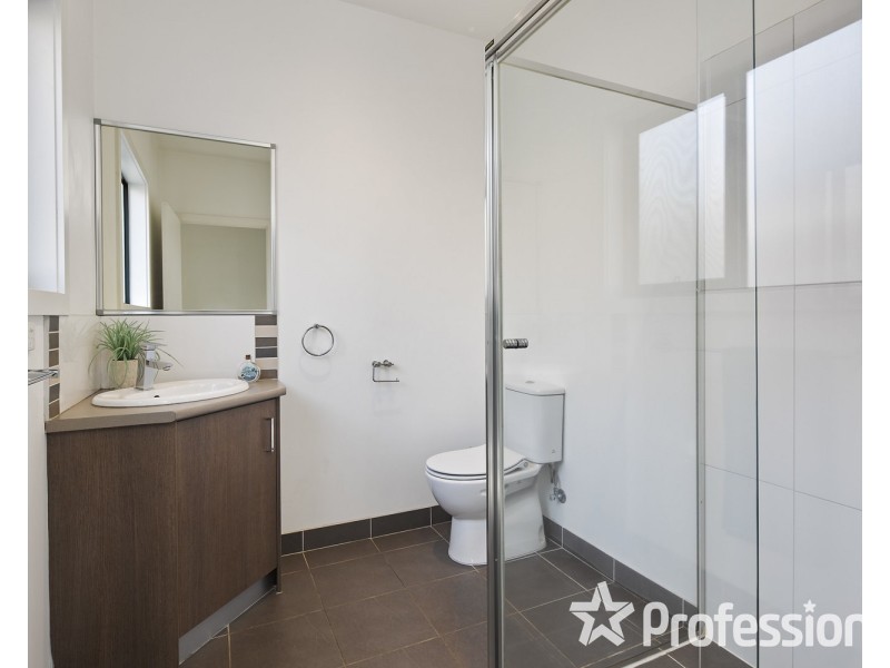 1/14 Indwe Street, West Footscray VIC 3012