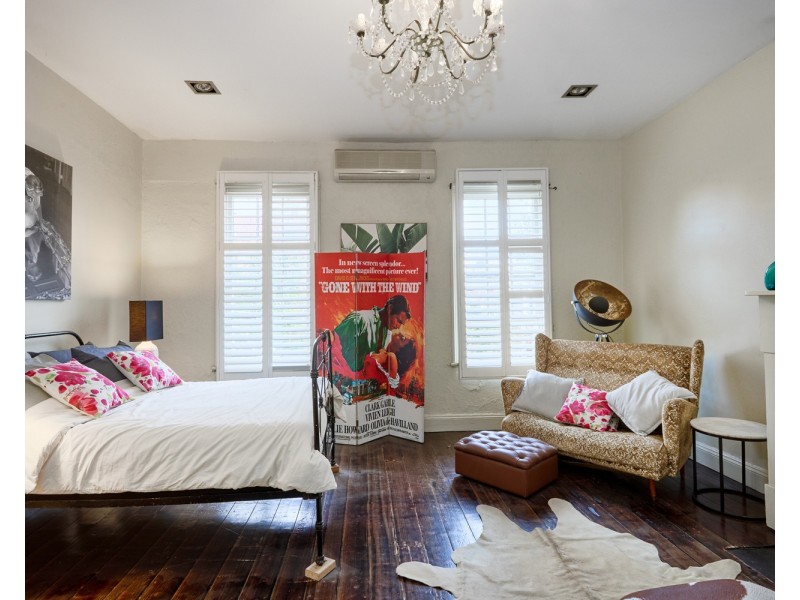 52 Robe Street, St Kilda VIC 3182