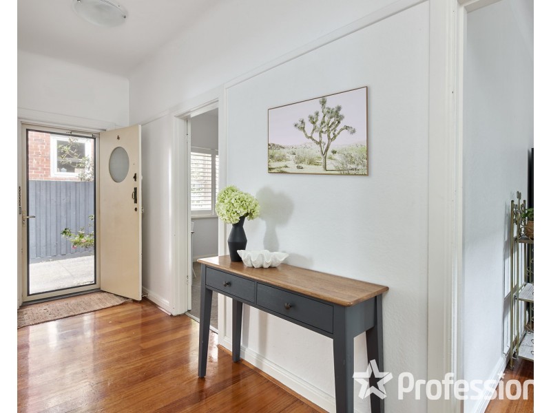 4/27 Eildon Road, St Kilda VIC 3182