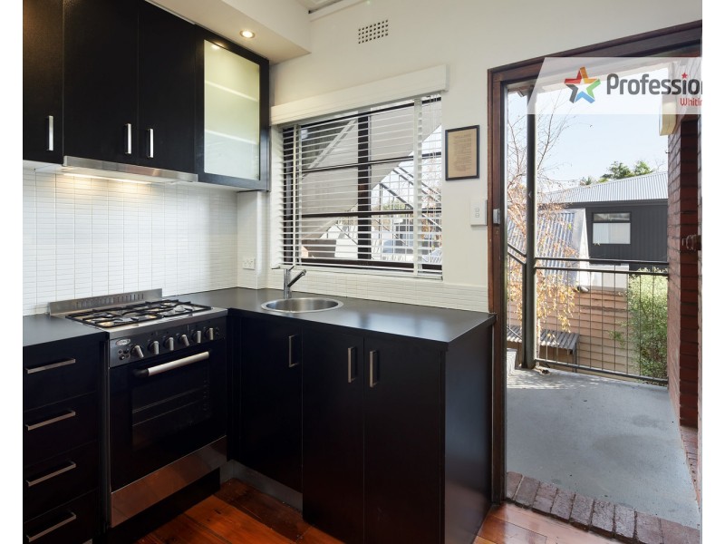 11/3 Cowderoy Street, St Kilda VIC 3182