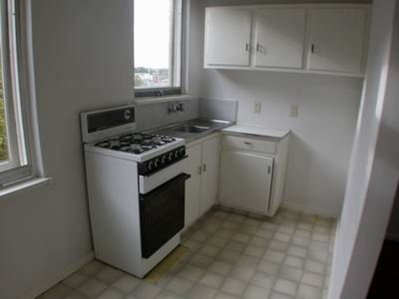 28/25 Robe Street, St Kilda VIC 3182