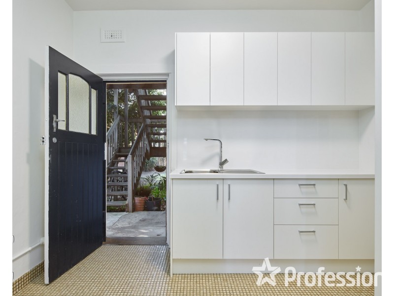 1/32 Fitzroy Street, St Kilda VIC 3182