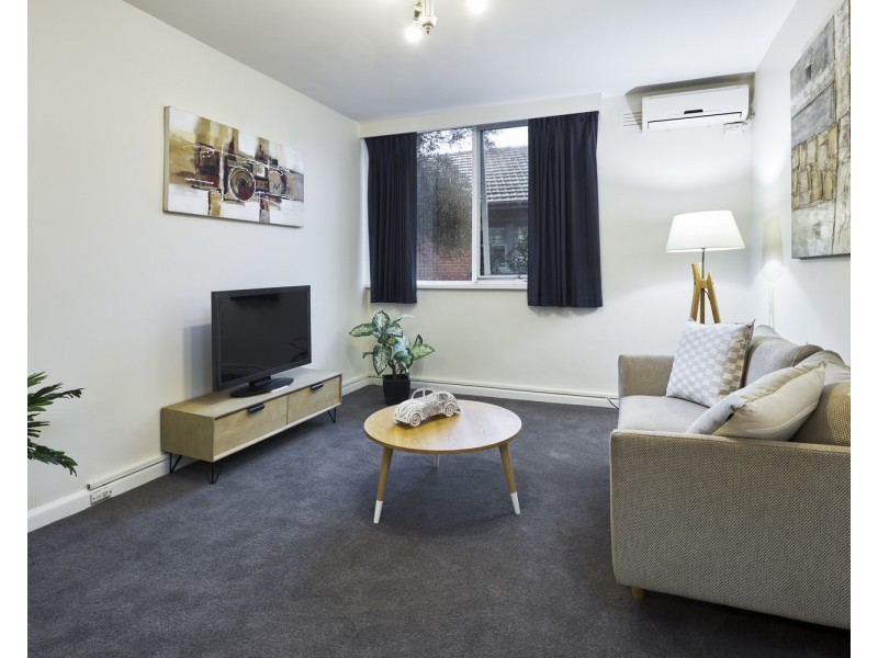 14/180 Barkly Street, St Kilda VIC 3182