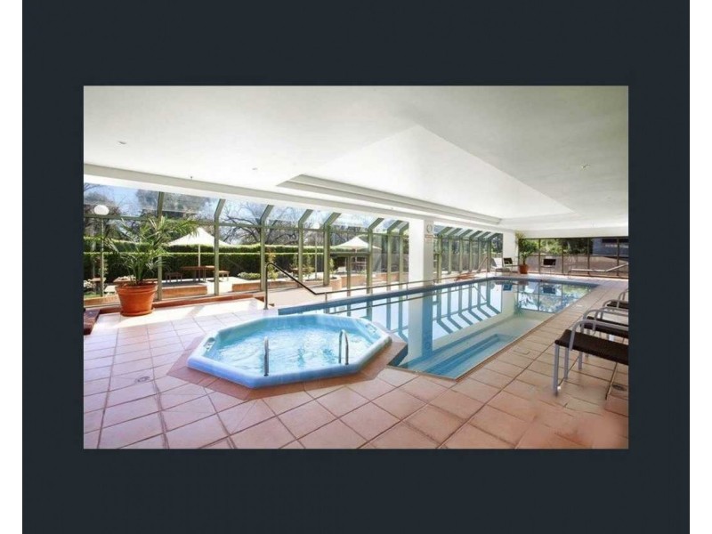 105/15 Queens Road, Melbourne VIC 3004