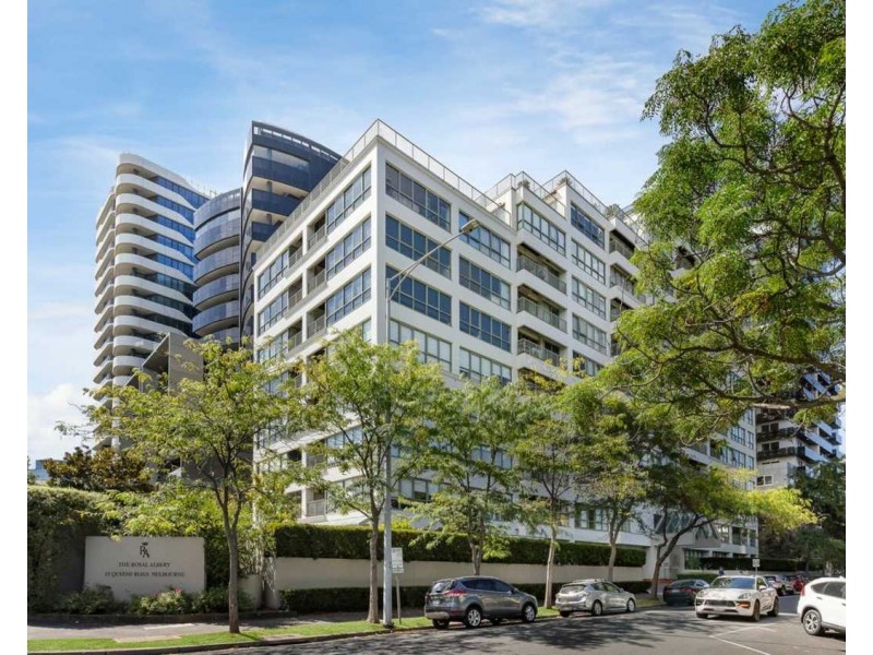 105/15 Queens Road, Melbourne VIC 3004