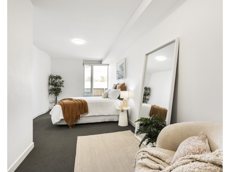 2/64 Fitzroy Street, St Kilda VIC 3182