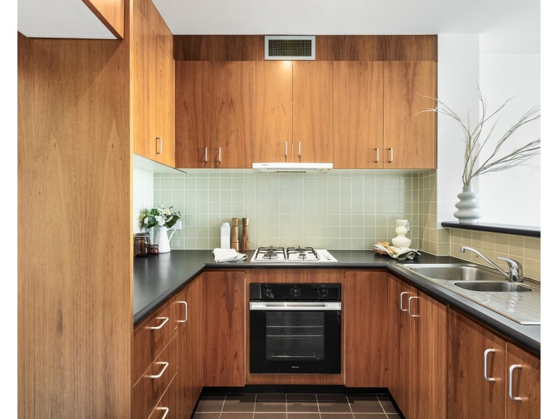 2/64 Fitzroy Street, St Kilda VIC 3182