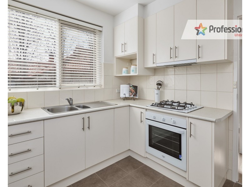 1/8 Closeburn Avenue, Prahran VIC 3181