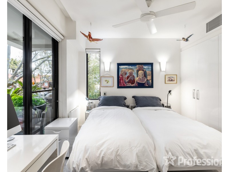 5/2A Tiuna Grove, Elwood VIC 3184