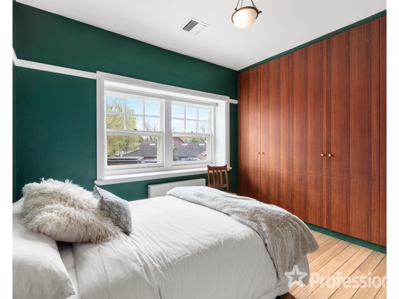 1 Byrne Avenue, Elwood VIC 3184