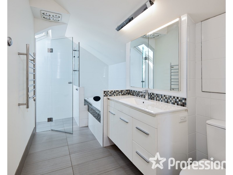 6 Exley Road, Hampton East VIC 3188