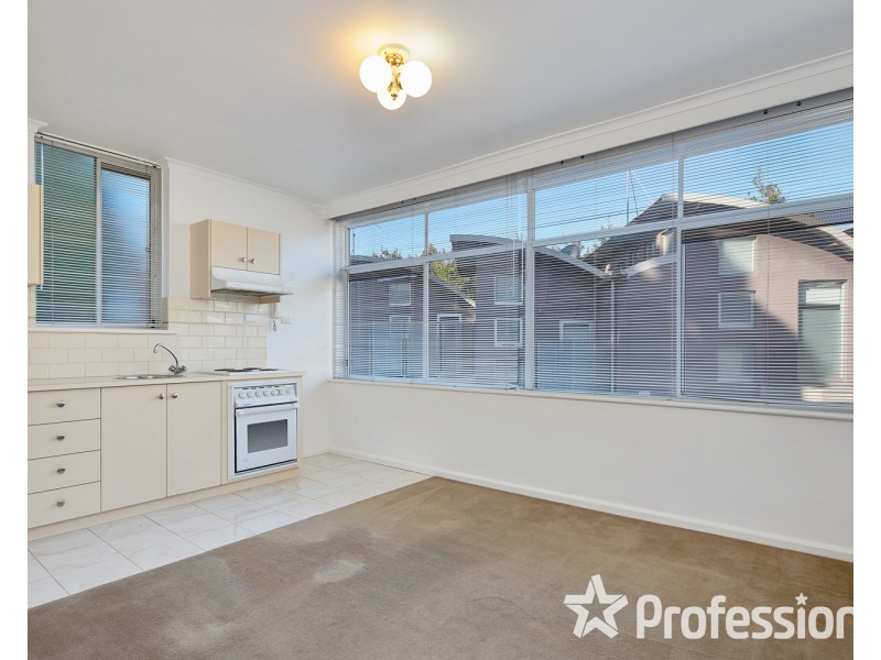 10/244 Barkly Street, St Kilda VIC 3182