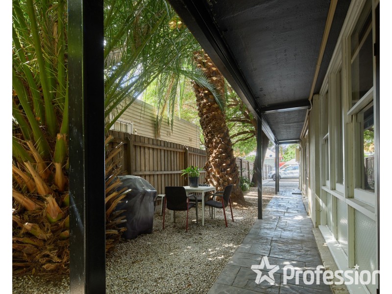 3/4 Park Street, St Kilda West VIC 3182