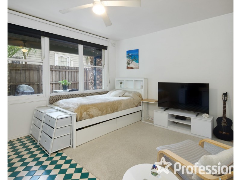 3/4 Park Street, St Kilda West VIC 3182