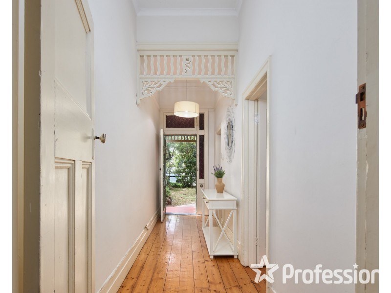 49  Carrington Grove, St Kilda East VIC 3183