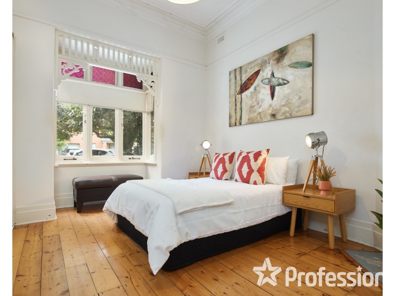 49  Carrington Grove, St Kilda East VIC 3183