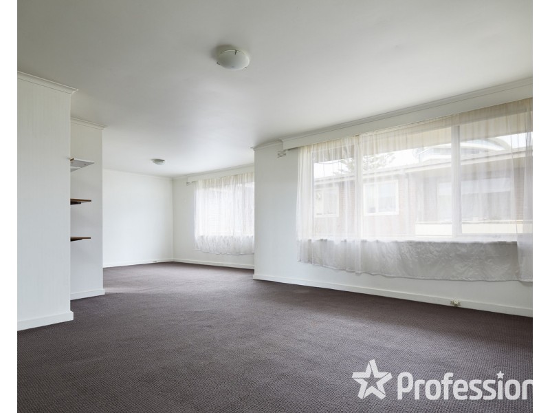 28/1-2 The Esplanade, St Kilda VIC 3182