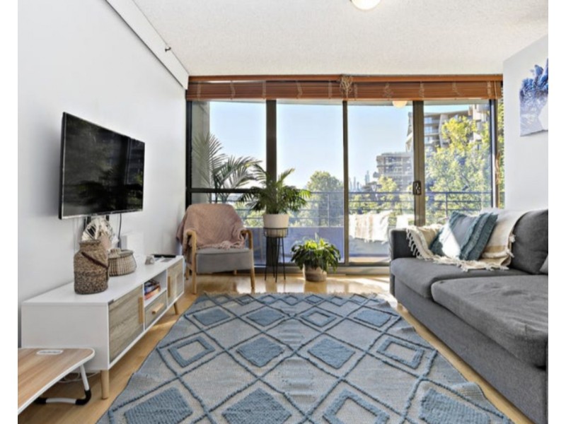 503/81 Queens Road, Melbourne VIC 3004