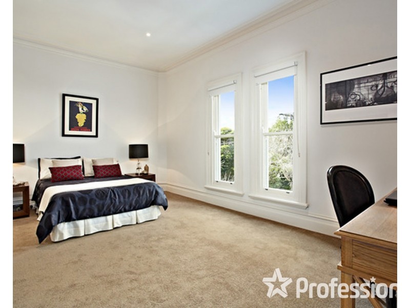 3B Lewisham Road, Windsor VIC 3181