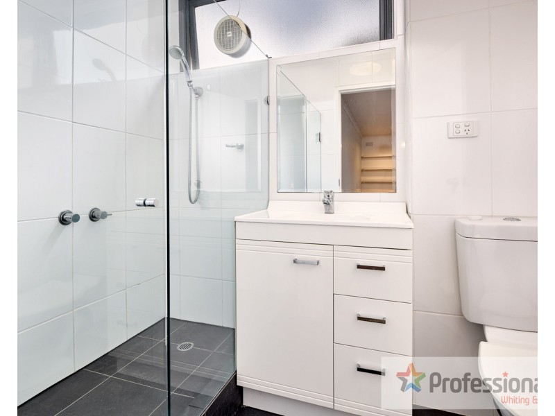 4/27 Alma Grove, St Kilda VIC 3182