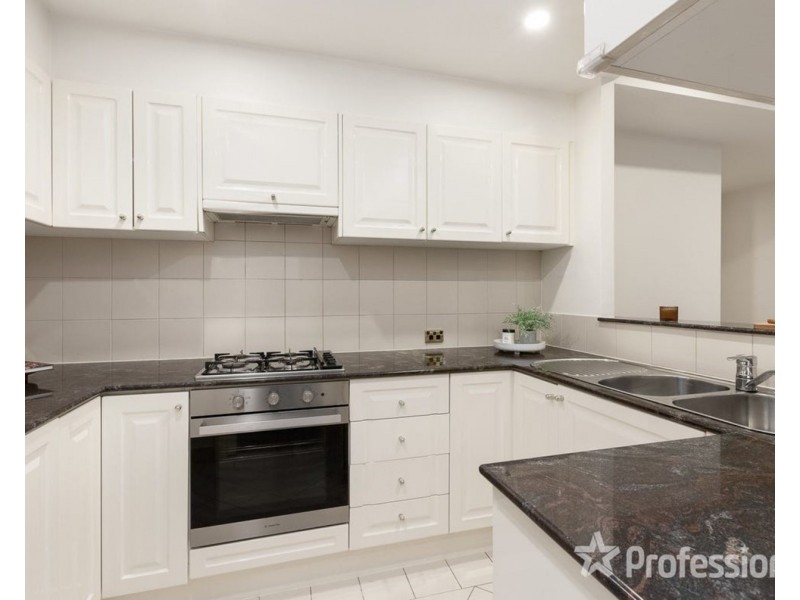 105/15 Queens Road, Melbourne VIC 3004