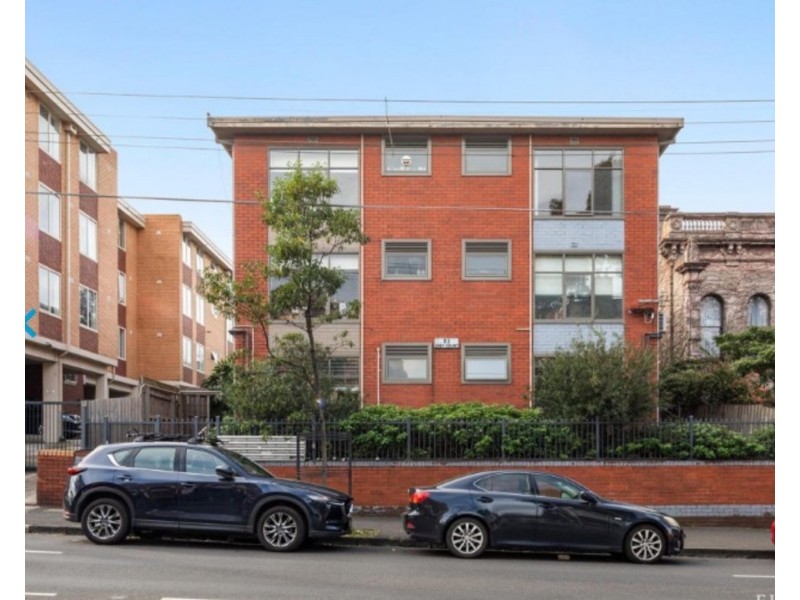 6/82  Grey Street, St Kilda VIC 3182